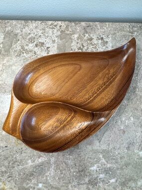 Vintage Monkey pod wood leaf shaped Blair Hawaii signed serving tray